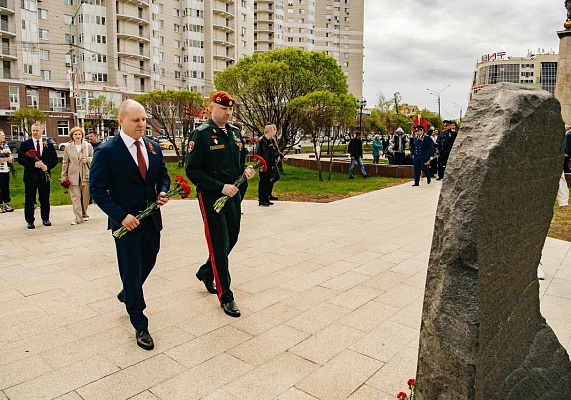 Возложили цветы к закладному камню памятника жителям округа Пушкинский - участникам специальной военной операции. В годы Великой Отечественной бойцы Красной…