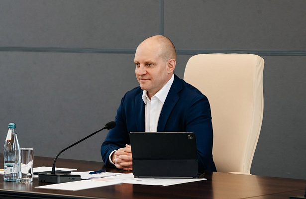 Под председательством Андрея Воробьёва прошло еженедельное совещание, на котором подвели итоги работы за последние девять месяцев