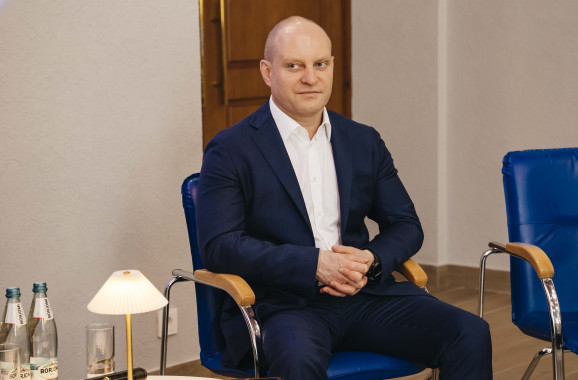 Встреча с коллективом театров