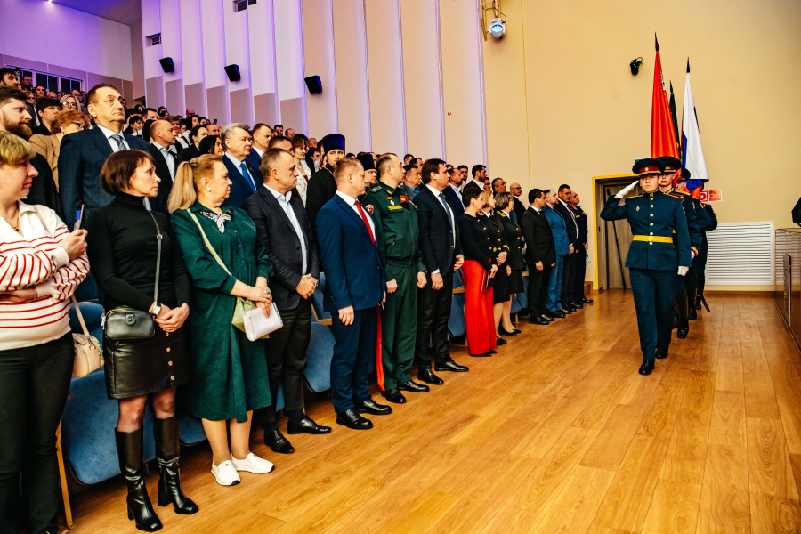 Вынос флагов на церемонии вступления в должность главы Г.о Пушкинский