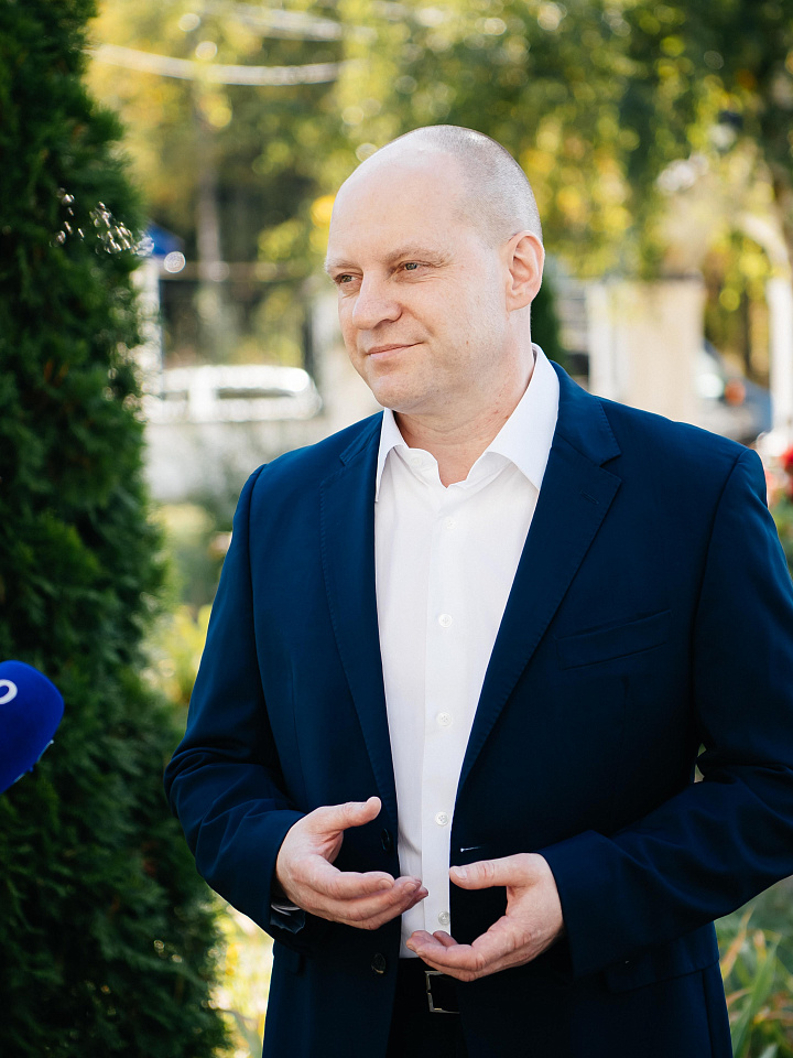 Максим Валерьевич Красноцветов